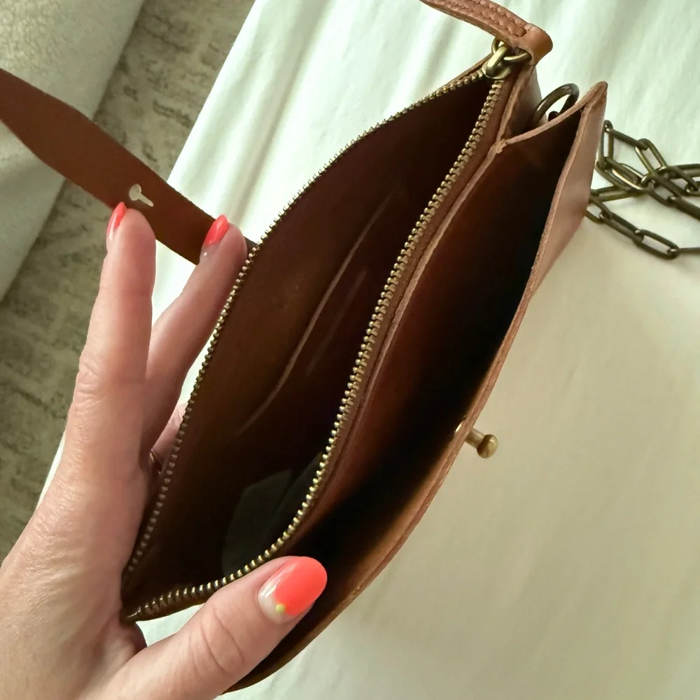 Madewell Leather Transport Accordion Crossbody Purse - Picture 4 of 6